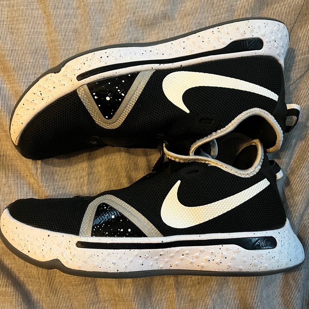Nike Black and White Paul George 4